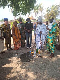 S.M. Dada Daagbo HOUNON HOUNA II Guely - Libation